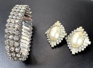 Vintage Estate Costume Jewelry Set Mid Century Rhinestone Expansion Bracelet